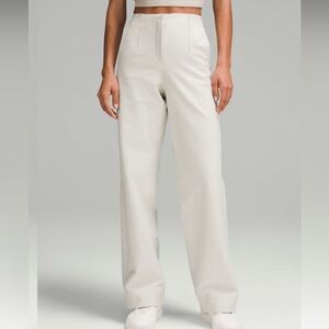 Lululemon Athletica Utilitech Relaxed-Fit Mid-Rise Trousers Bone color Size 8